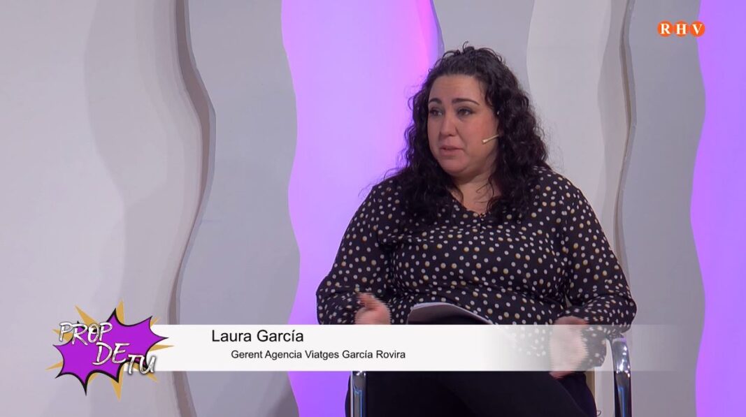 LAURA.jpg LAURA.jpg